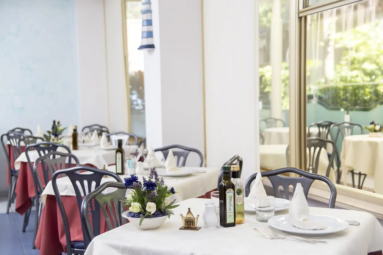 Hotel Garden Riccione 2*,