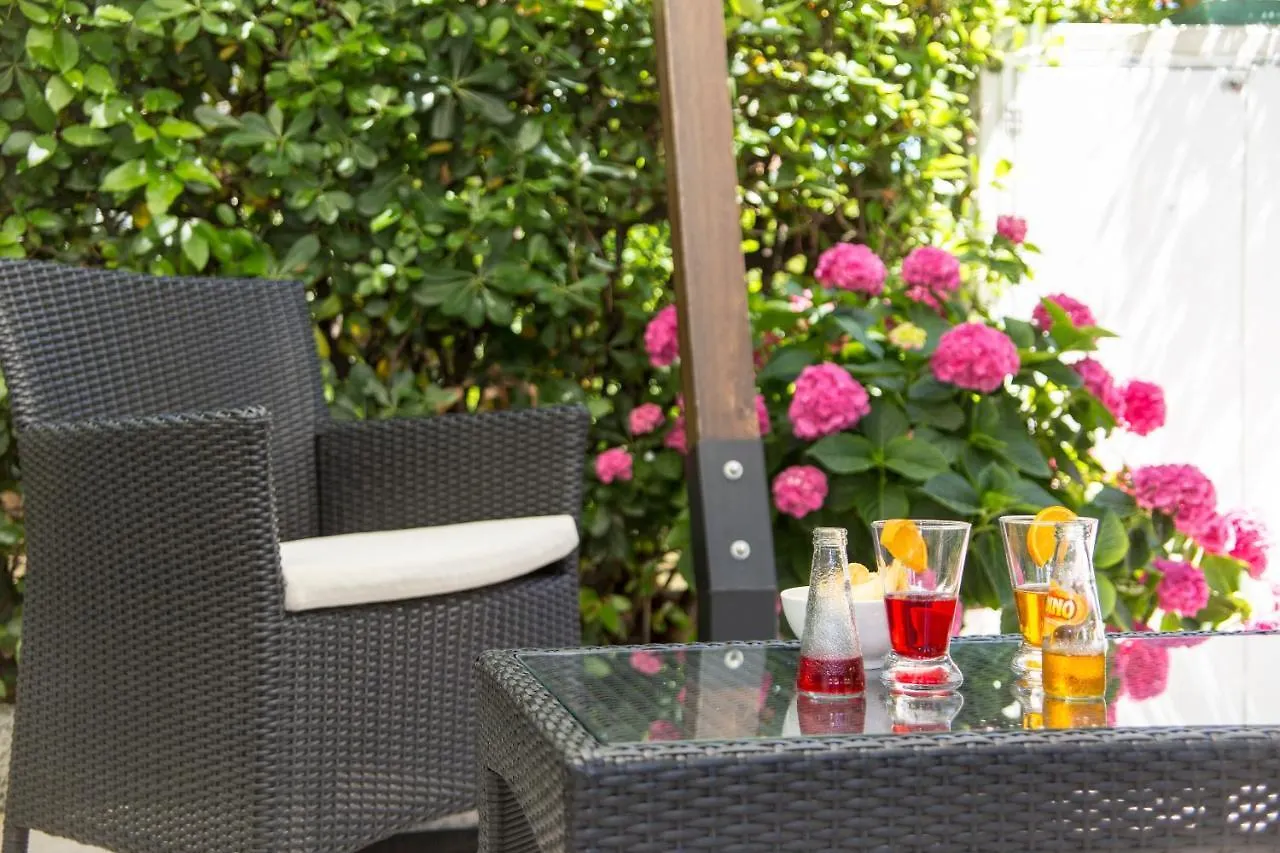 Hotel Garden Riccione 2*,