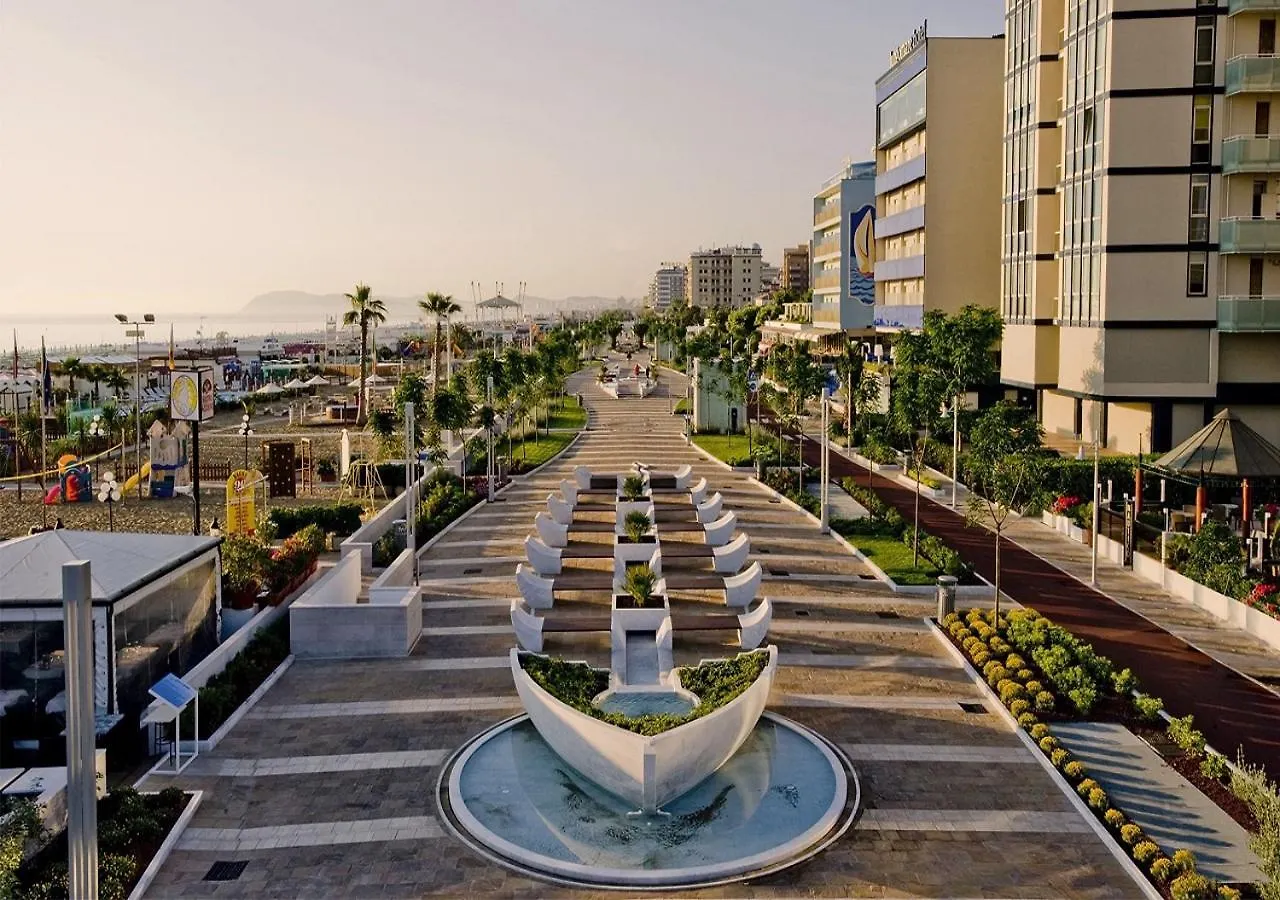 Hotel Garden Riccione 2*,  Italy